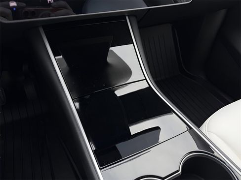 Used 2020 Tesla Model Y Long Range image 20