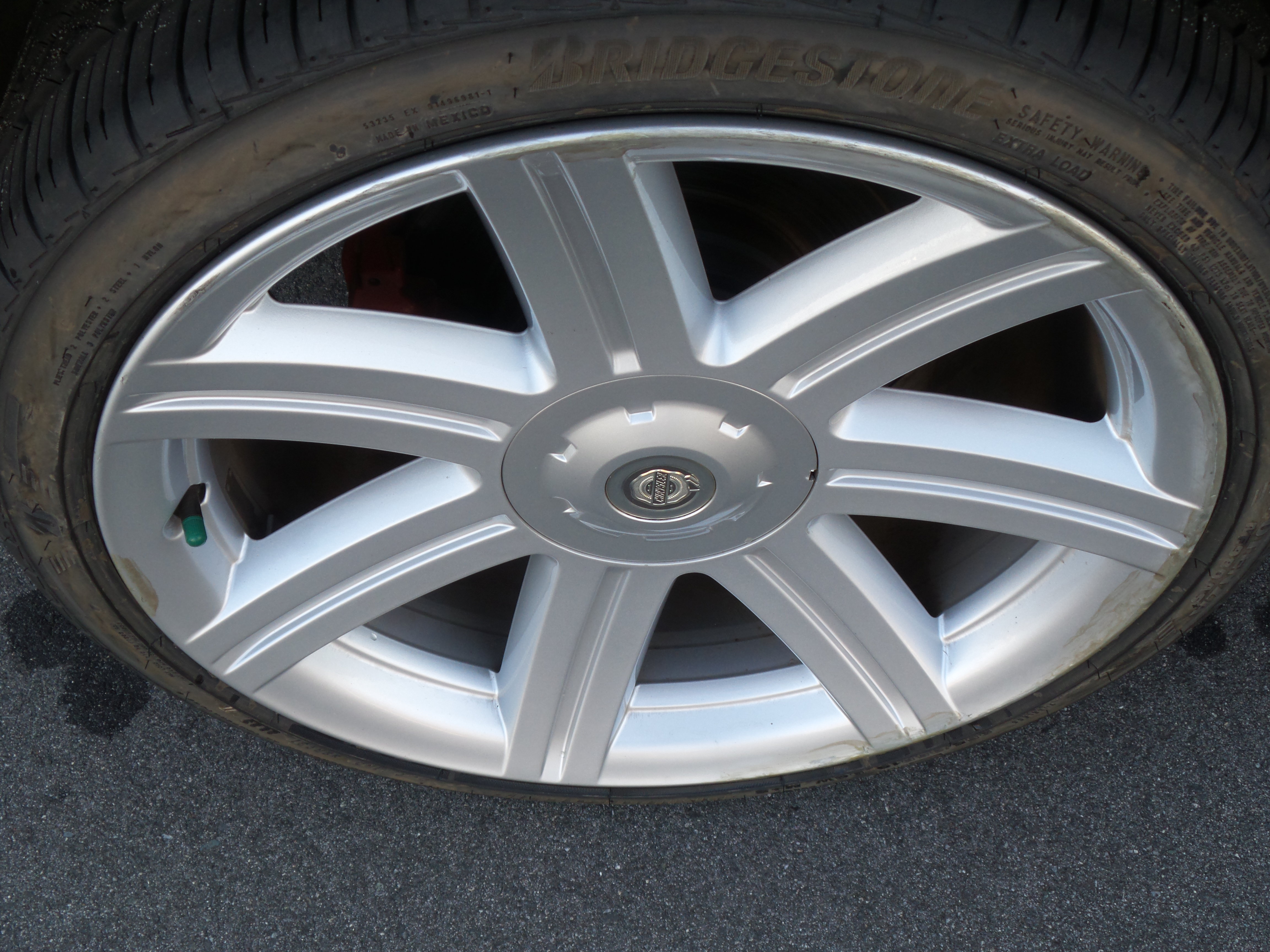Used 2007 Chrysler Crossfire Coupe RWD image 16
