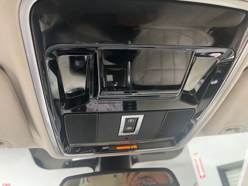Used 2015 Land Rover Range Rover Sport HSE AWD/4WD image 37