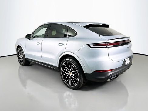 New 2026 Porsche Cayenne Coupe image 3