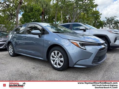 Certified 2023 Toyota Corolla LE FWD image 1