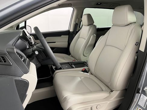 New 2026 Honda Odyssey EX-L image 4