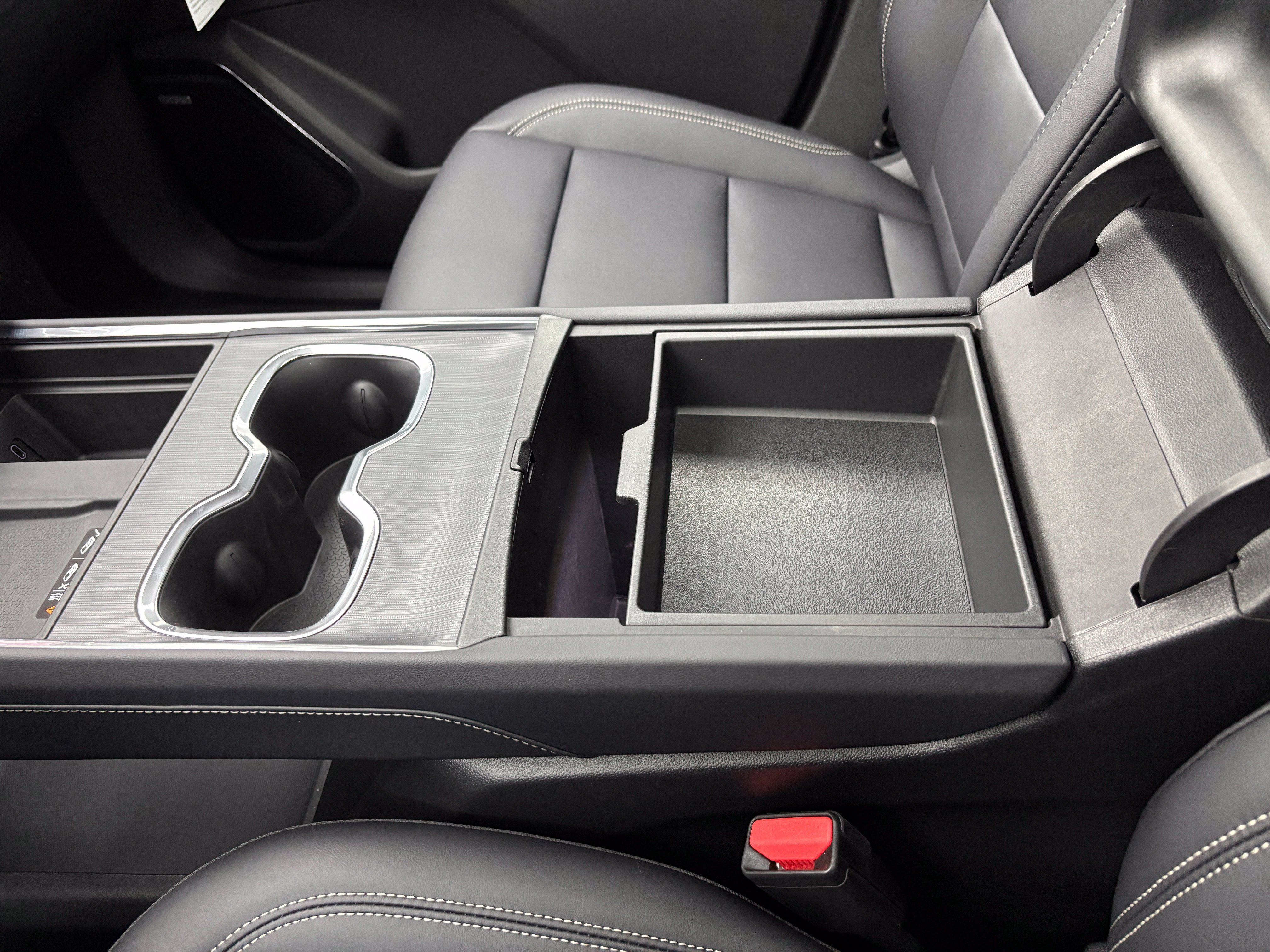 New 2027 GMC Acadia Elevation w/ Elevation Premium Package AWD/4WD image 35