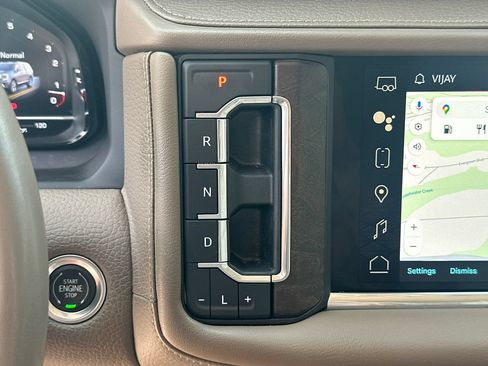 Used 2022 GMC Yukon Denali RWD image 28