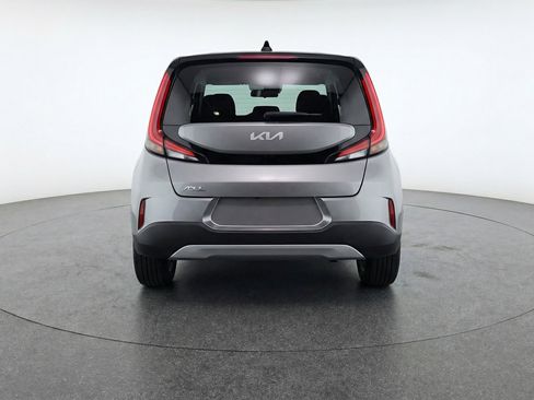 Used 2025 Kia Soul LX w/ LX Technology Package image 7