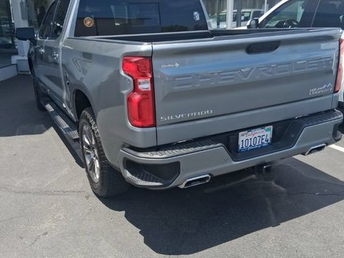 Used 2025 Chevrolet Silverado 1500 High Country w/ Technology Package AWD/4WD image 6