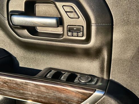 Used 2021 GMC Sierra 1500 SLT w/ SLT Premium Package image 15