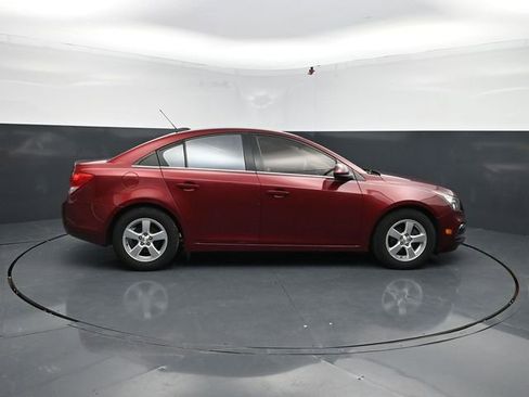 Used 2016 Chevrolet Cruze LT FWD image 11