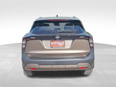 New 2026 Nissan Kicks SR FWD image 6