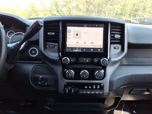New 2026 RAM 2500 Tradesman AWD/4WD image 18