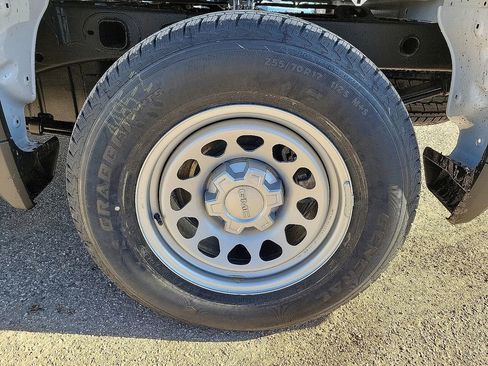 New 2026 GMC Sierra 1500 Pro w/ Pro Value Package image 10