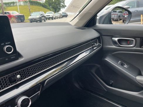 Used 2024 Honda Civic EX-L image 29