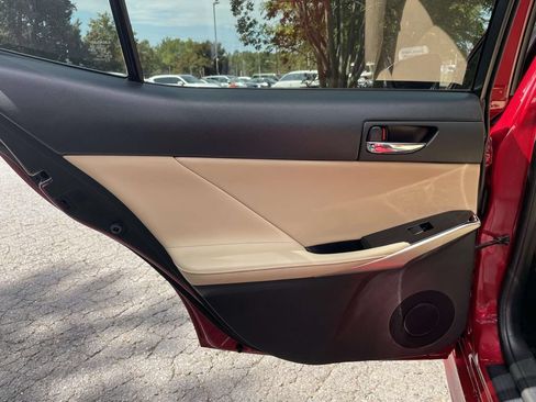 Used 2015 Lexus IS 250 RWD image 13