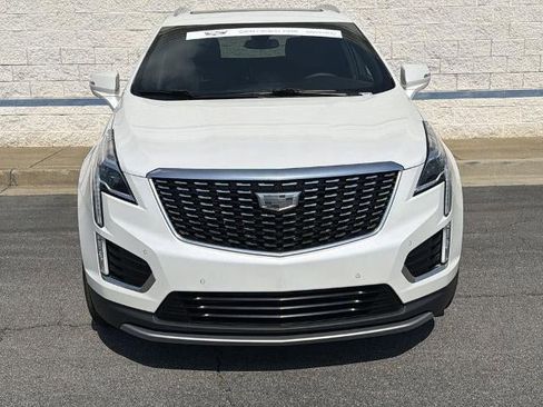 Certified 2022 Cadillac XT5 Premium Luxury AWD/4WD image 2