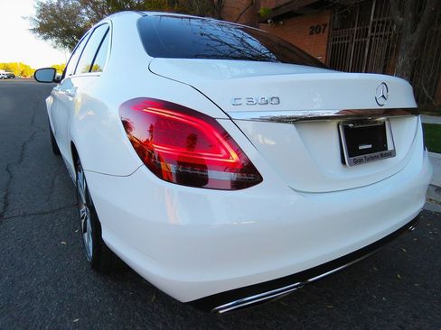 Used 2021 Mercedes-Benz C 300 Sedan image 6