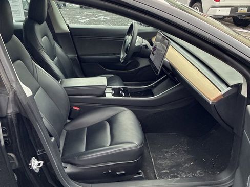 Used 2020 Tesla Model 3 Long Range image 8