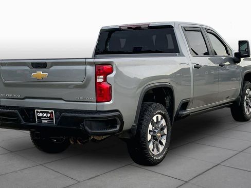 Used 2024 Chevrolet Silverado 2500 Custom w/ Custom Value Package AWD/4WD image 12