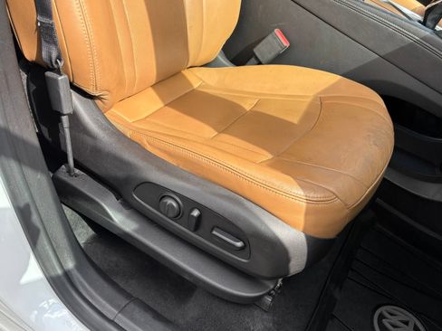 Used 2018 Buick Enclave Premium w/ Experience Buick Package AWD/4WD image 29