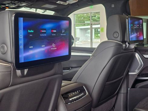Used 2025 Cadillac Escalade V AWD/4WD image 45