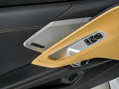 Used 2020 Chevrolet Corvette Stingray Preferred Cpe w/ 2LT Preferred Equipment Group image 20