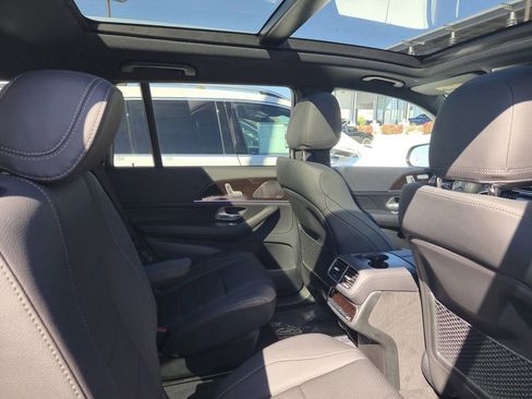 New 2025 Mercedes-Benz GLS 450 4MATIC image 11