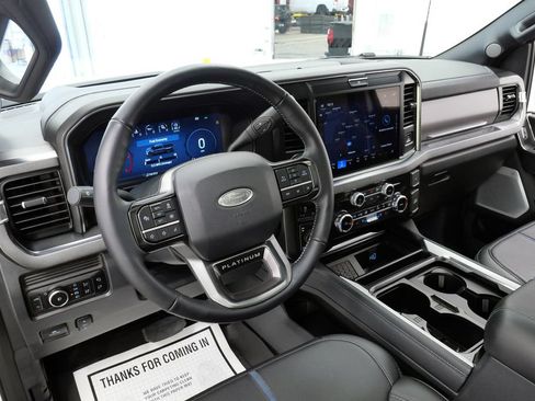 Used 2026 Ford F250 Platinum AWD/4WD image 12