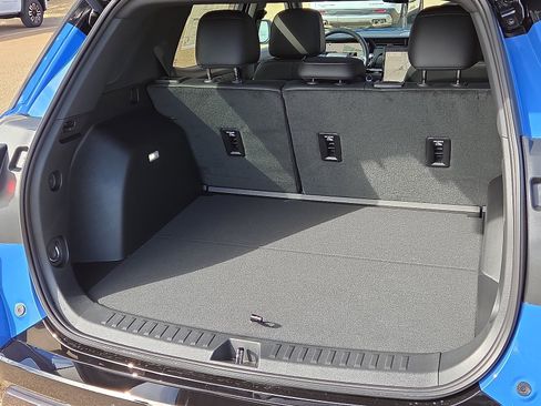 New 2026 GMC Terrain AT4 w/ Convenience Package III image 7