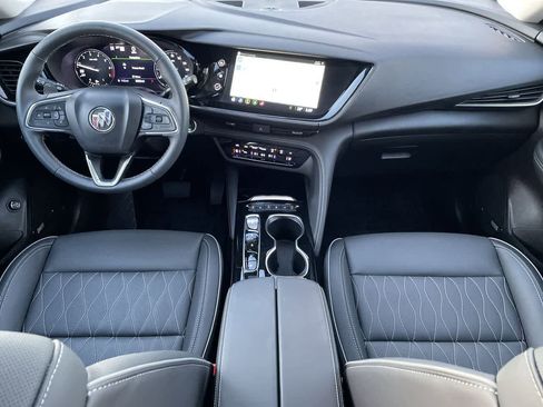 Used 2023 Buick Envision Avenir image 25
