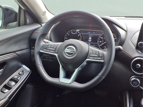 Used 2021 Nissan Sentra SR FWD image 14