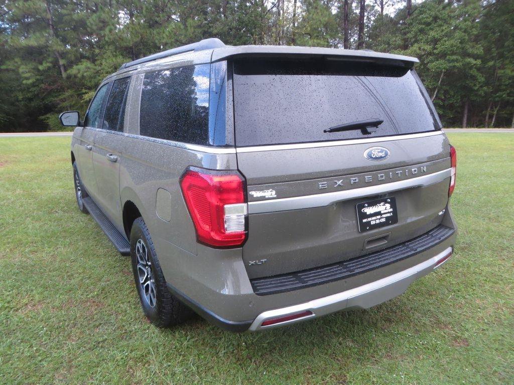 Used 2024 Ford Expedition Max XLT RWD image 8