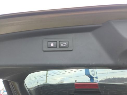 Used 2023 Subaru Outback Touring image 20