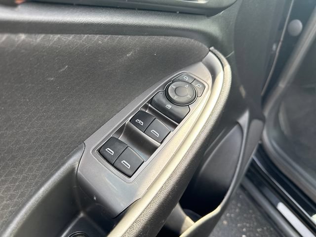 Used 2025 Chevrolet Malibu LT FWD image 12