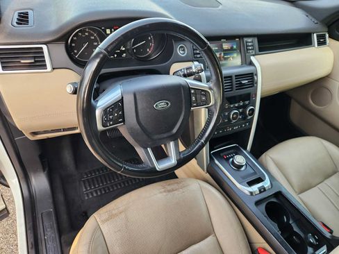 Used 2018 Land Rover Discovery Sport HSE AWD/4WD image 2