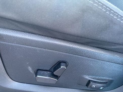 Used 2024 RAM 2500 Big Horn image 12