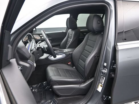 Used 2024 Mercedes-Benz GLS 450 4MATIC image 24