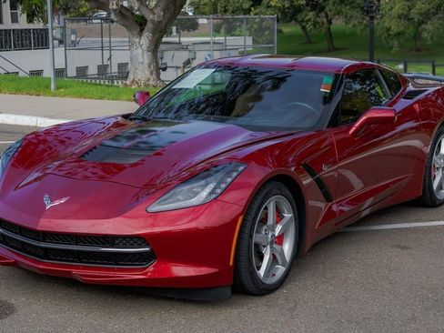 Used 2014 Chevrolet Corvette Stingray Coupe w/ 2LT Preferred Equipment Group image 7