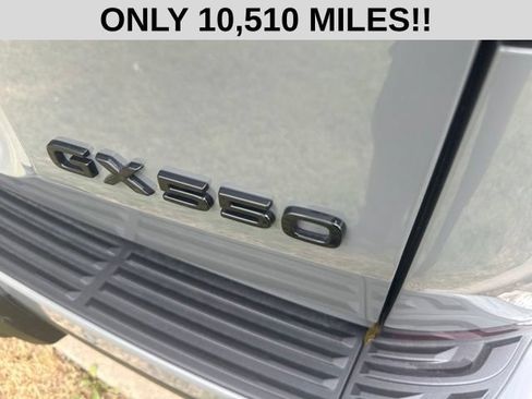 Used 2025 Lexus GX 550 w/ Accessory Package (2T) AWD/4WD image 2