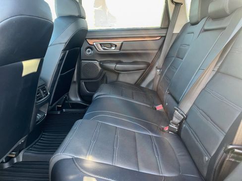 Used 2018 Honda CR-V Touring image 13