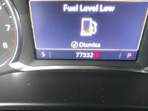 Used 2020 GMC Acadia SLT image 27