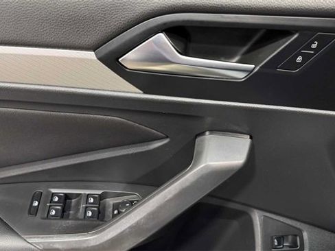 Used 2020 Volkswagen Jetta S image 22