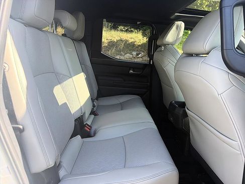 Certified 2025 Toyota Tacoma Limited AWD/4WD image 21