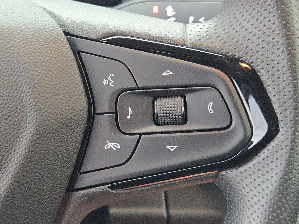 New 2027 Chevrolet Bolt LT FWD image 33