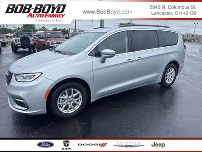 Used 2022 Chrysler Pacifica Touring-L