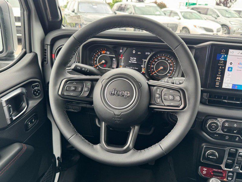Used 2025 Jeep Wrangler Unlimited Rubicon AWD/4WD image 10