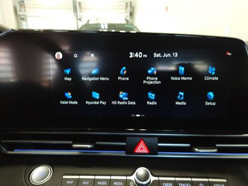 Certified 2023 Hyundai Elantra Limited FWD image 20