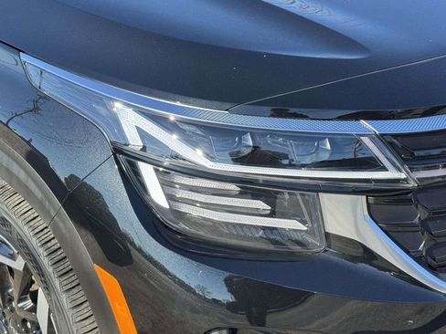 Used 2025 Kia Seltos SX image 7