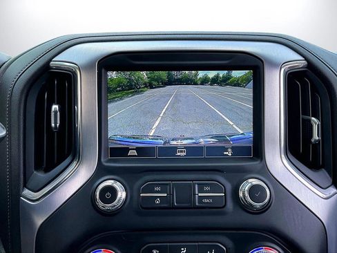 Used 2021 GMC Sierra 1500 SLT w/ SLT Premium Plus Package AWD/4WD image 14