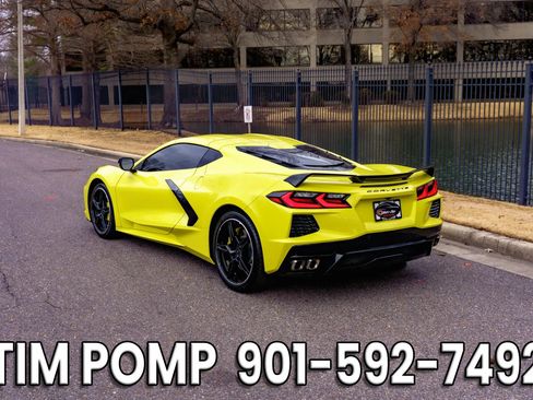 Used 2023 Chevrolet Corvette Stingray Coupe w/ Z51 Performance Package image 4