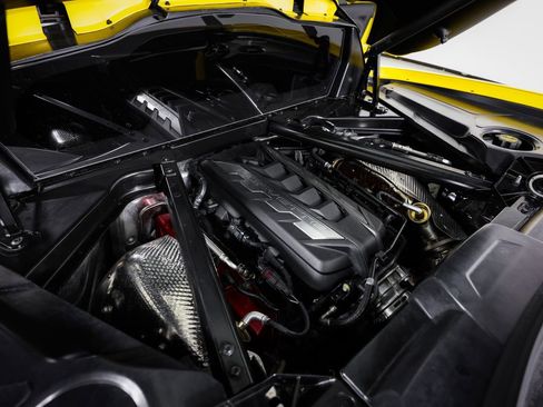 Used 2025 Chevrolet Corvette Stingray Coupe image 20