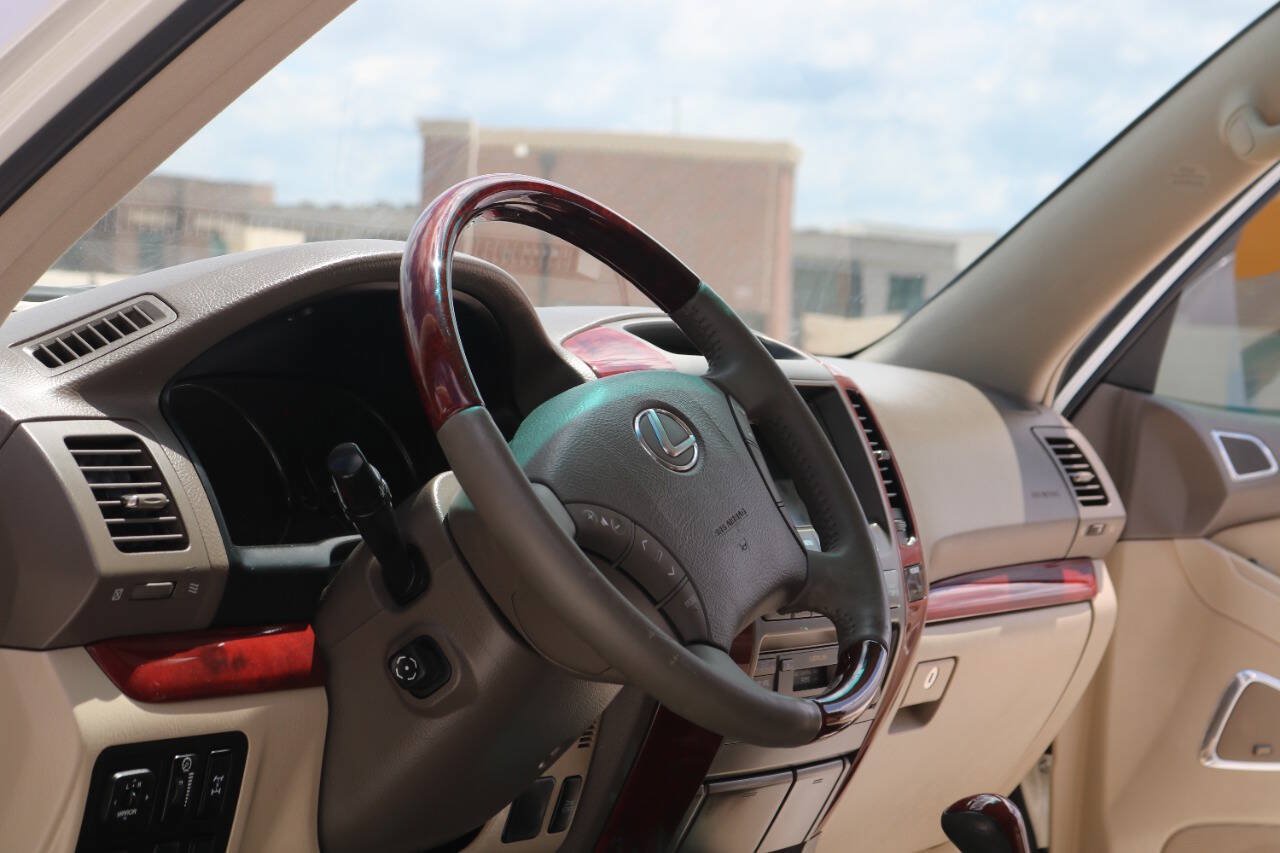 Used 2008 Lexus GX 470 AWD/4WD image 32